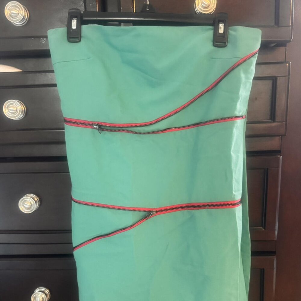 YA los angeles STRAPLESS sexy LARGE strapless Green Zipper Deco MINI Dress